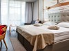 Dvoupokojový apartmán s bočním výhledem na moře